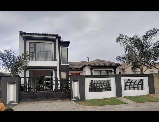 4 BEDROOM PROPERTY TO RENT IN FLEURHOF